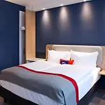 فندق Express - By Ihg غوبينغِن