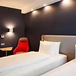 فندق Express - By Ihg 3*