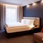 Express - By Ihg