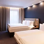 فندق Express - By Ihg 3*
