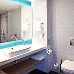 Express - By Ihg 3* غوبينغِن