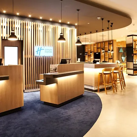 Express - By Ihg Hotel Göppingen