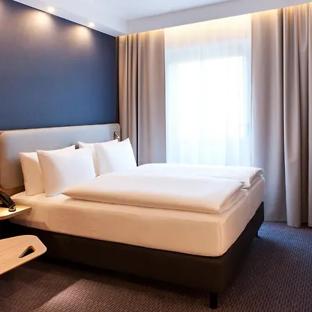 Express - By Ihg