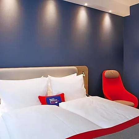 Express - By Ihg 3*