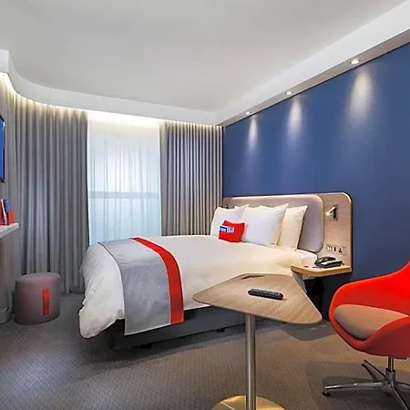 فندق Express - By Ihg 3*