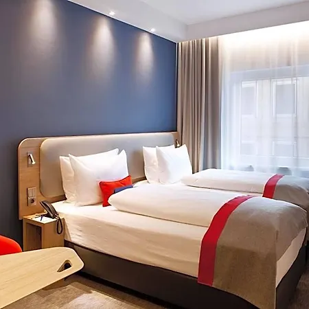فندق Express - By Ihg غوبينغِن