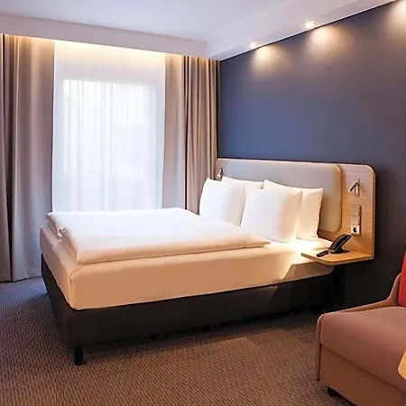 فندق Express - By Ihg 3*