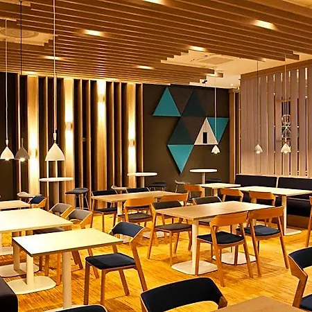 Express - By Ihg فندق