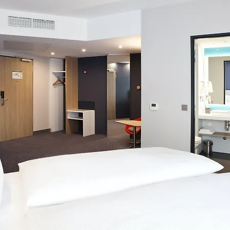 Express - By Ihg Hotel Göppingen