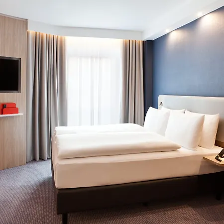 Express - By Ihg Hotel Göppingen